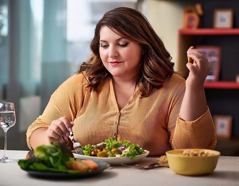 Mindful Eating: Cultivating a Healthy Relationship with Food